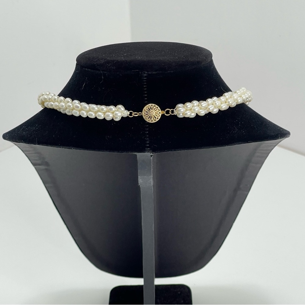 Vtg Twisted 18” Pearl style necklace - Picture 4 of 8